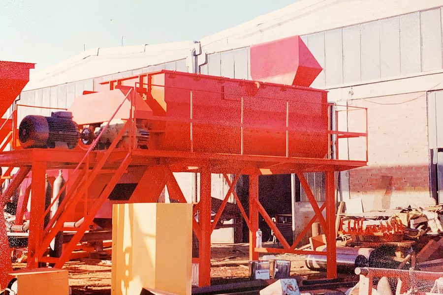 1988 — Centrale de couche de base