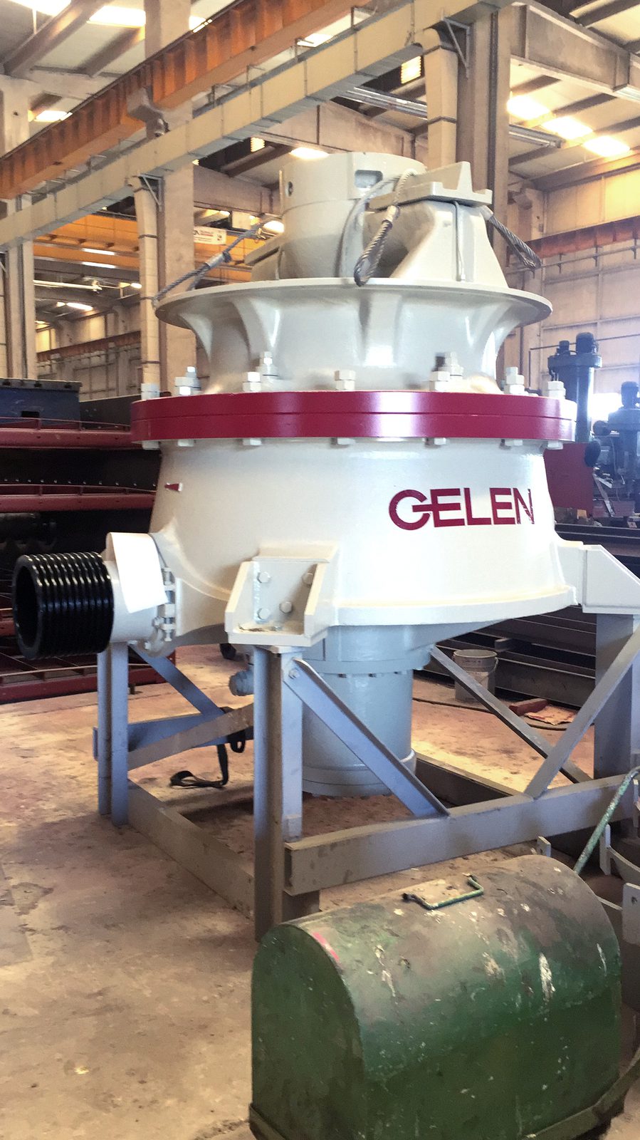 Concasseur à cône GELEN GHC dans l’atelier de fabrication