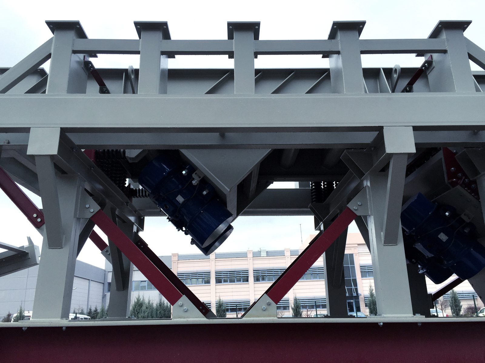 GELEN TB vibrating feeder with vibrator motors, prepared for shipment to Morocco